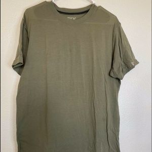 Mountain Hardware Green Outdoor Hiking T Shirt